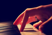 ...全红婵新角色,与霍启刚齐名,引发网友热烈讨论_跳水_训..